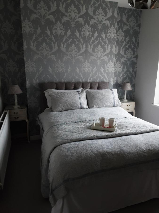 Esplanade Seaside View Apartment Porthcawl Eksteriør bilde