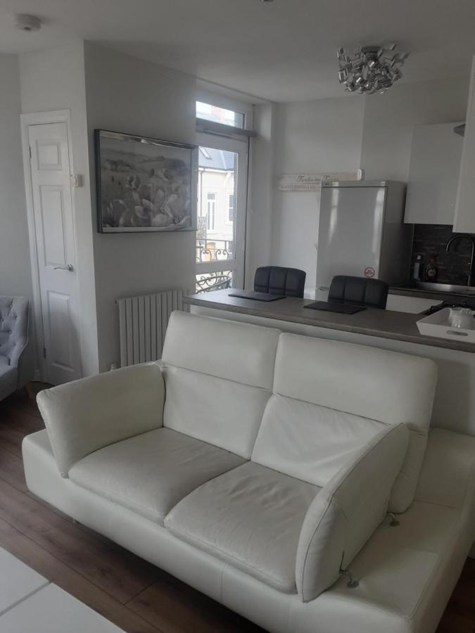 Esplanade Seaside View Apartment Porthcawl Eksteriør bilde