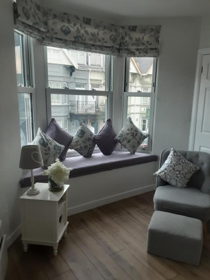 Esplanade Seaside View Apartment Porthcawl Eksteriør bilde