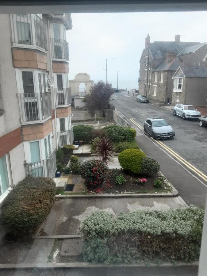 Esplanade Seaside View Apartment Porthcawl Eksteriør bilde